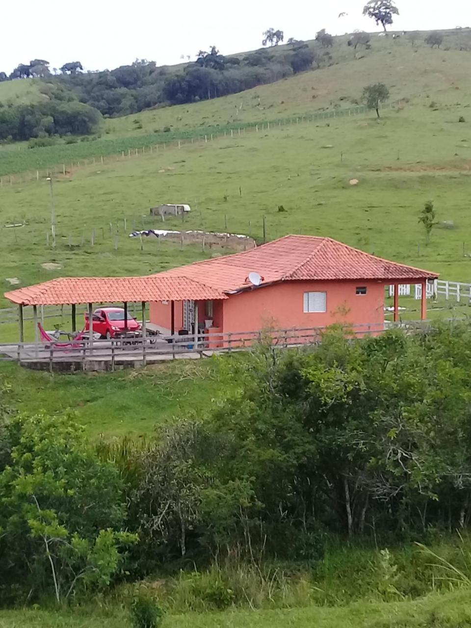 Sitio Santa Eulalia Сasa de vacaciones